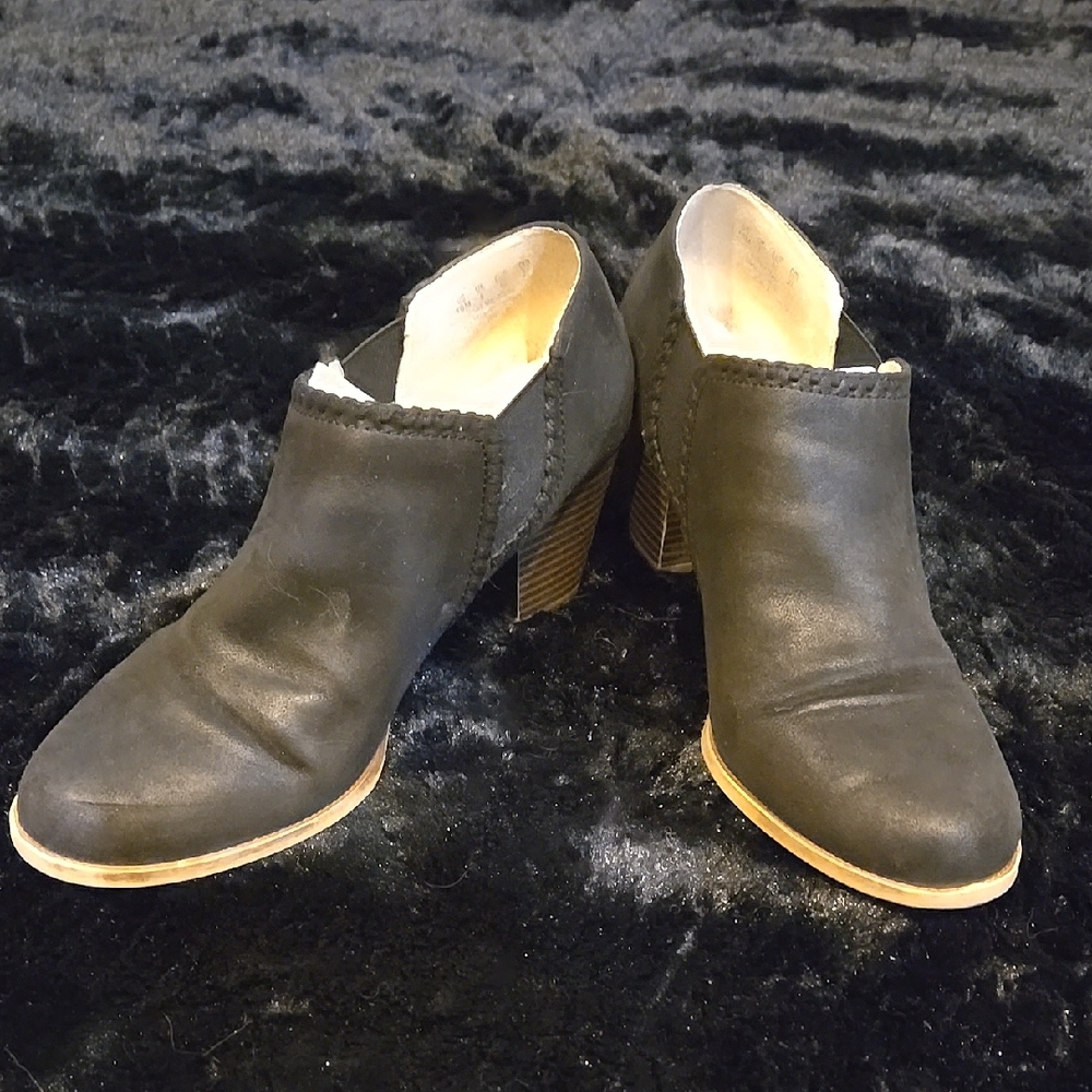 Women's Black Leather Ankle Boots